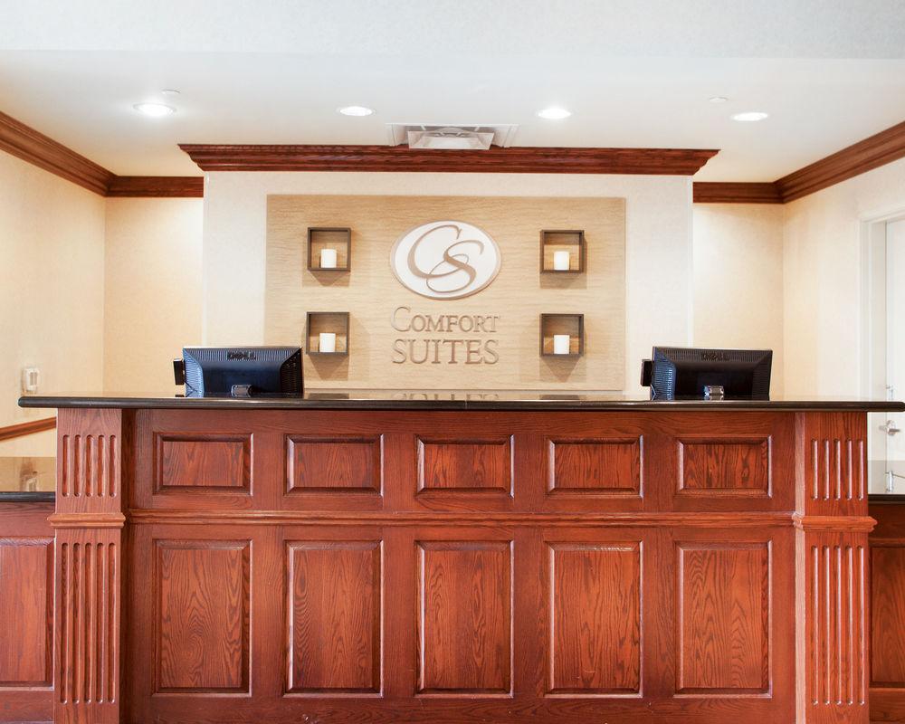 Holiday Inn Express & Suites Milwaukee Nw - Park Place By Ihg Luaran gambar