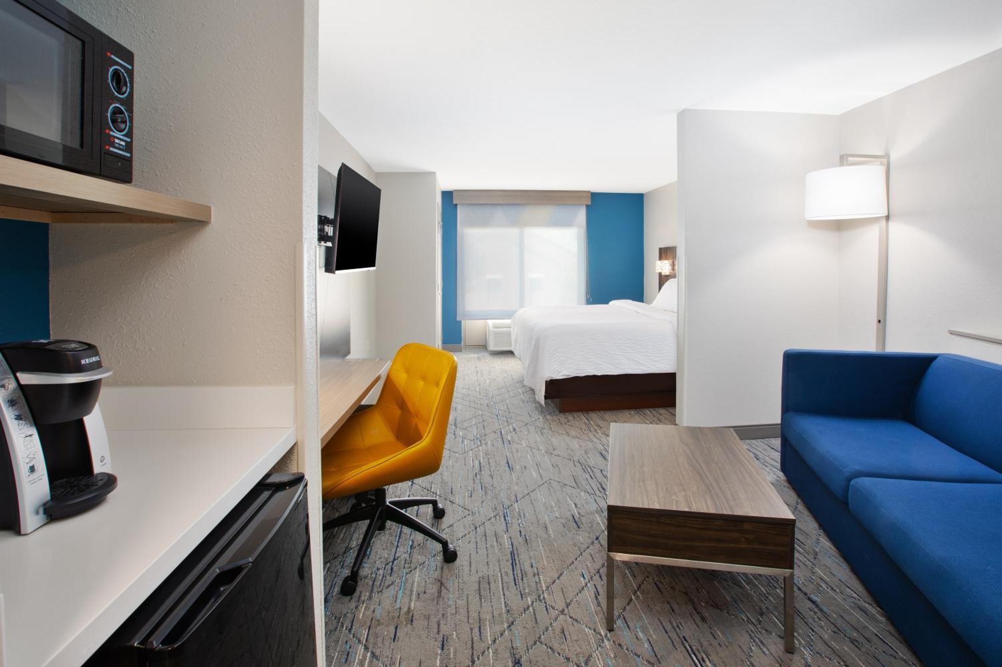 Holiday Inn Express & Suites Milwaukee Nw - Park Place By Ihg Luaran gambar