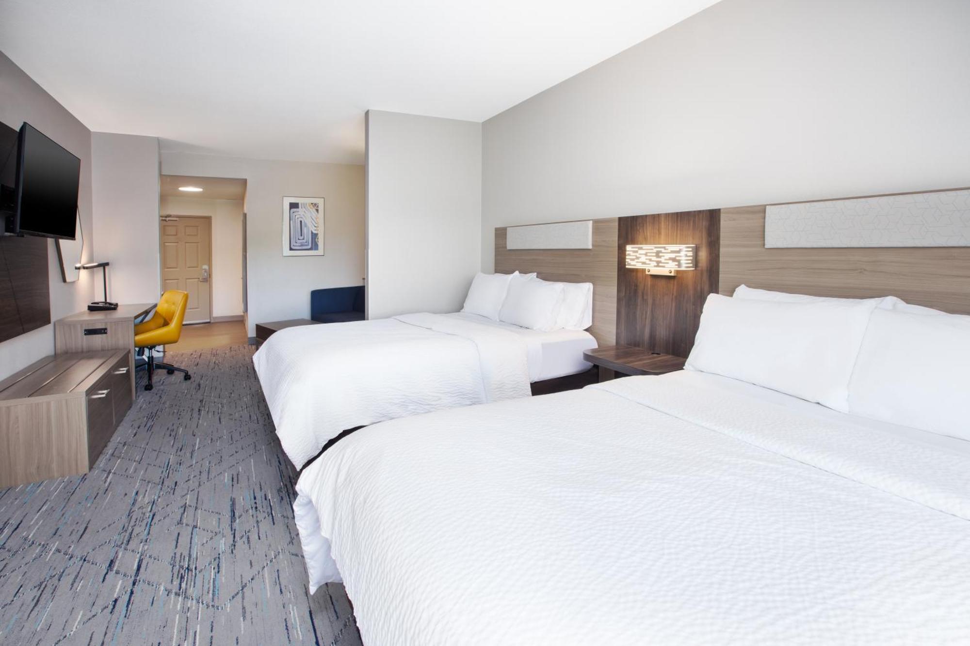 Holiday Inn Express & Suites Milwaukee Nw - Park Place By Ihg Luaran gambar